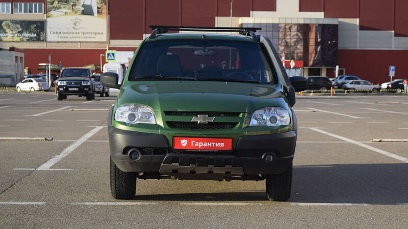 В деревню, в глушь, в Саратов: гид по покупке Chevrolet Niva