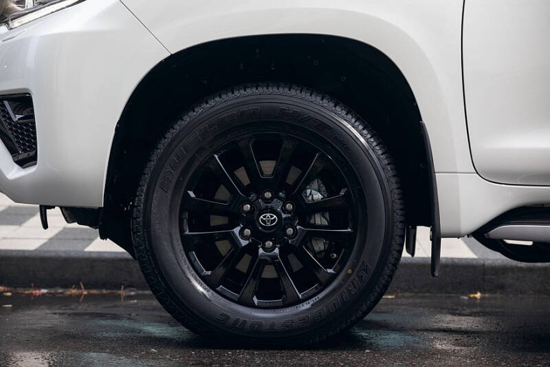 Mitsubishi Pajero Sport и компания: выбираем рамный внедорожник от 1,5 до 7 миллионов рублей