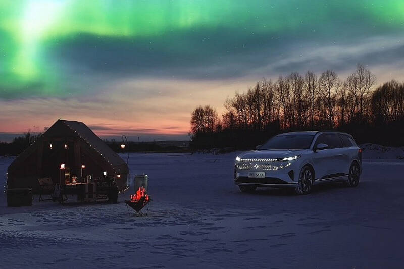 Представлен большой кроссовер eπ 008 от Dongfeng, ждём в России