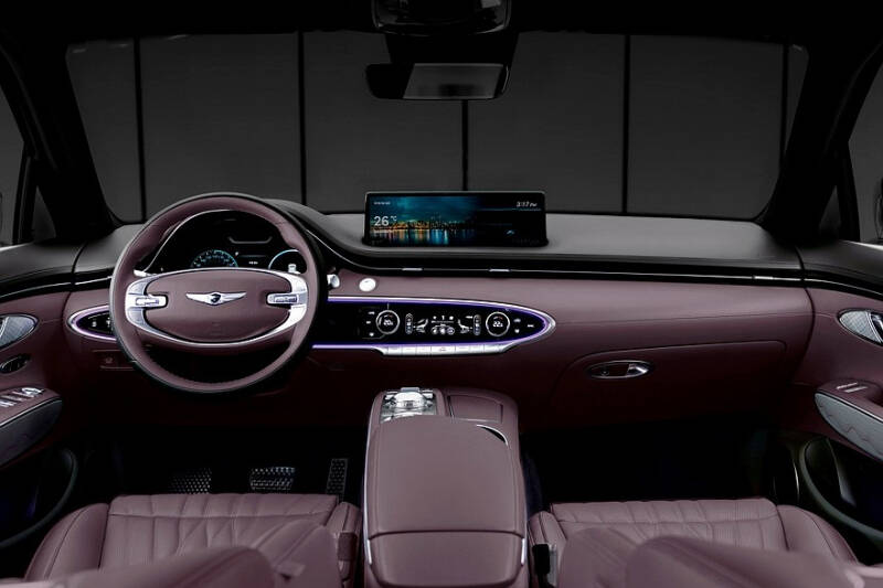 Кроссовер Genesis GV70 после рестайлинга изменился внутри заметнее, чем снаружи