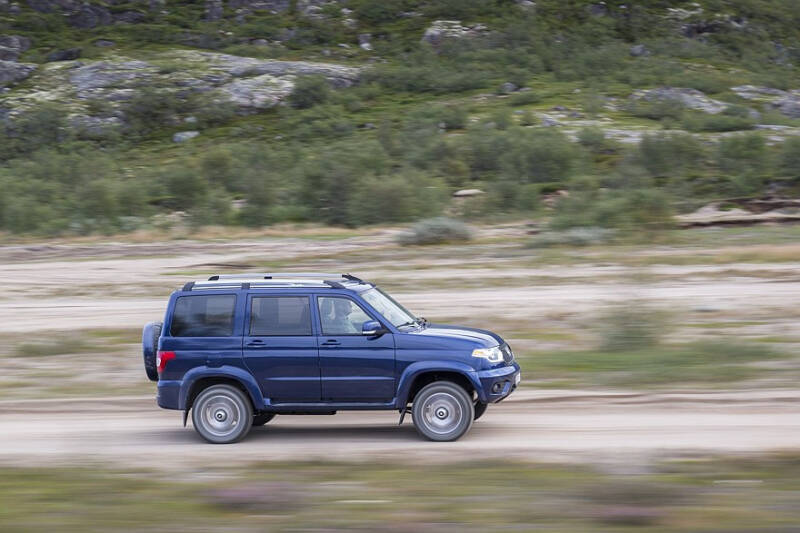 Mitsubishi Pajero Sport и компания: выбираем рамный внедорожник от 1,5 до 7 миллионов рублей