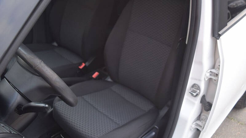 Немного машины за немного денег: гид по покупке Skoda Fabia