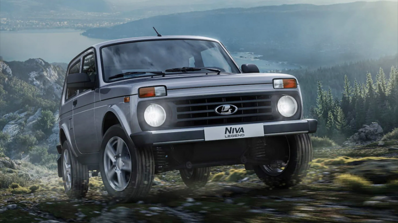 АВТОВАЗ поднял цены на модели Lada. Прибавка – от 50 до 70 тысяч рублей