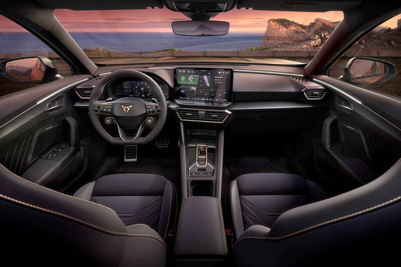 Обновлённые Cupra Formentor и Cupra Leon: акулий нос и более мощные топ-версии