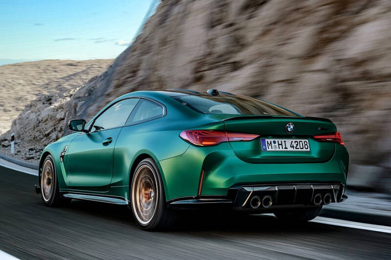 Новый BMW M4 CS: тяжелее и комфортнее, чем M4 CSL, и вдобавок с полным приводом