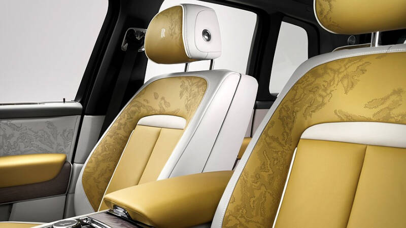 Обновлённый Rolls-Royce Cullinan: дизайн в стиле сухопутной яхты и прежняя техника