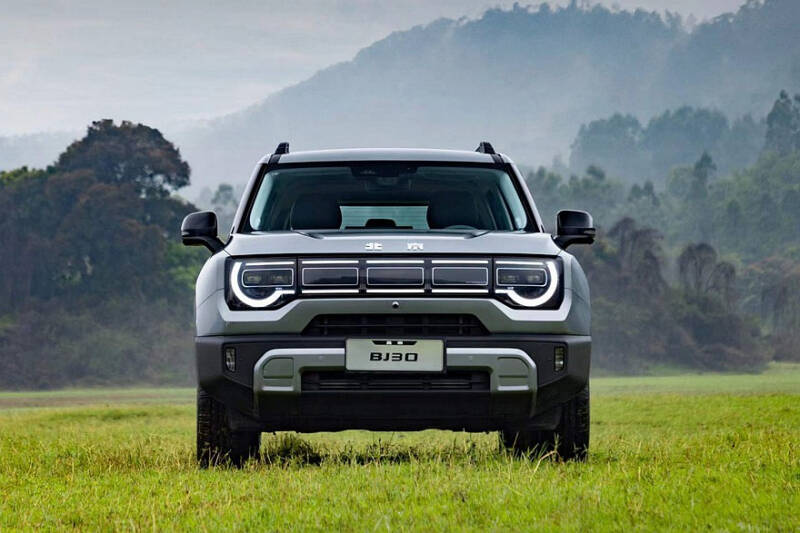 Новый BAIC Beijing BJ30 поступил в продажу и оказался дешевле конкурентов
