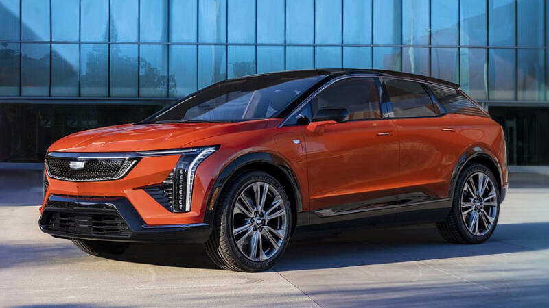 Cadillac меняет курс: модели с двигателями внутреннего сгорания останутся после 2030 года