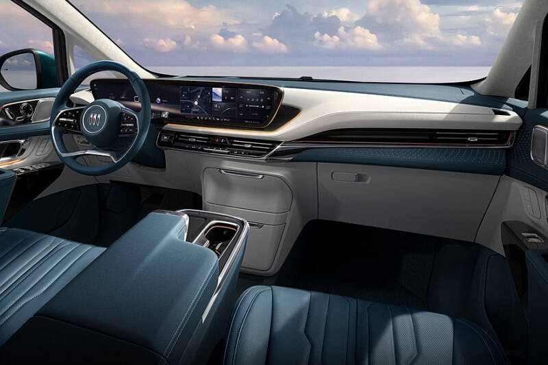 Buick GL8 прошлого поколения преобразился и получил новую начинку на фоне обвала продаж