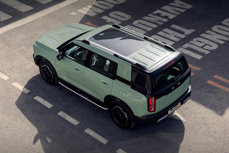 Новый BAIC Beijing BJ30 поступил в продажу и оказался дешевле конкурентов
