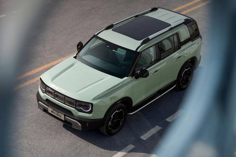 Новый BAIC Beijing BJ30 поступил в продажу и оказался дешевле конкурентов