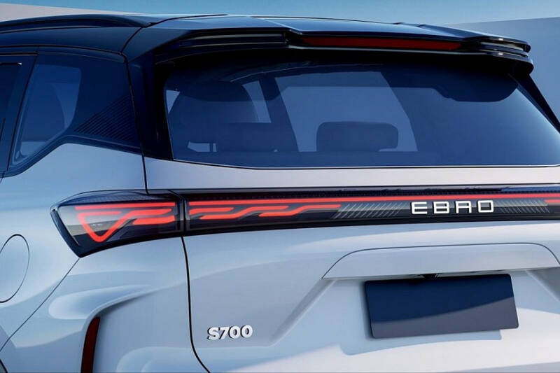Обновлённые Chery Tiggo 7 Pro и Tiggo 8 Pro превратились в «европейцев» Ebro S700 и S800