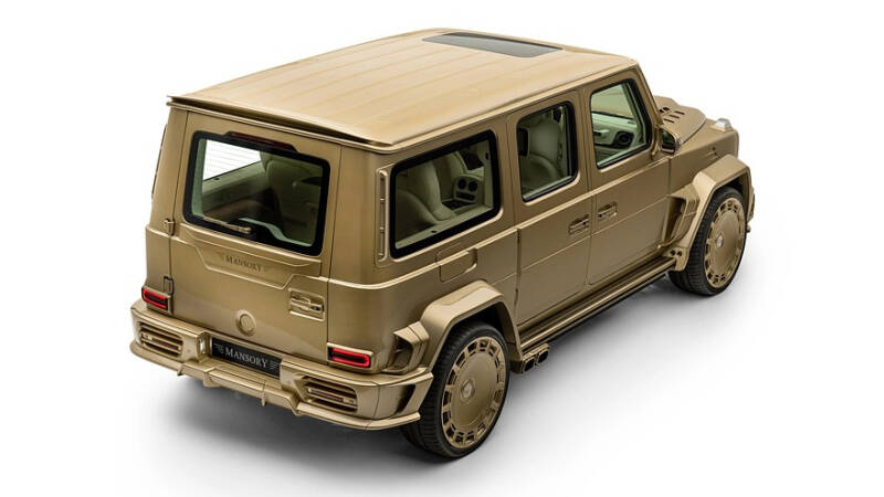 Золотой кирпич: уникальный удлинённый «гелик» от Mansory с 900-сильным V8