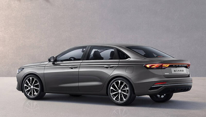 Обновлённый седан Geely Emgrand готовится к старту продаж