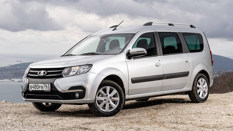 Универсалы и фургоны Lada Largus вернулись на российский рынок