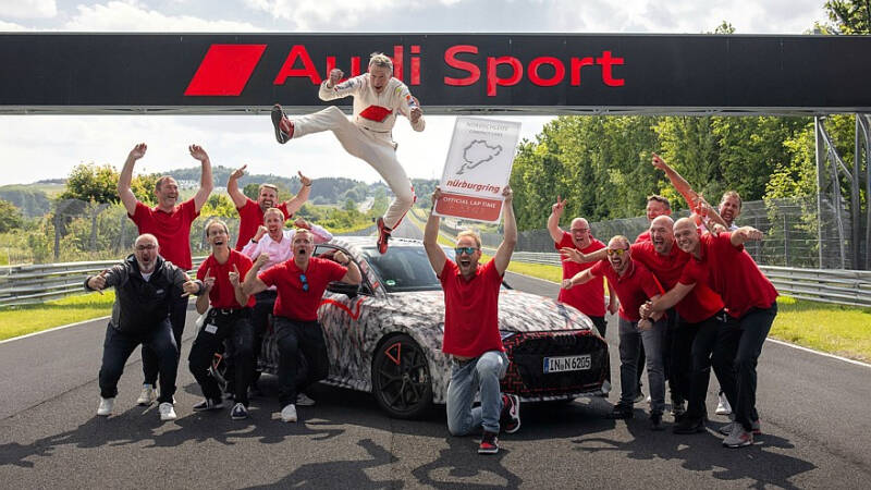 Обновлённый Audi RS 3 обновил рекорд Нюрбургринга. Ждём ответа от BMW M2