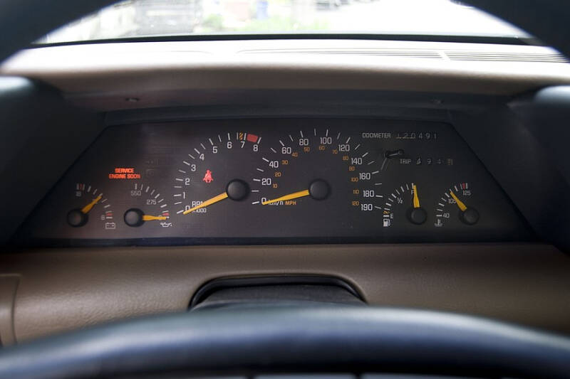 Мы пойдём своим путём: опыт владения Pontiac Grand Prix VI 1991 года выпуска