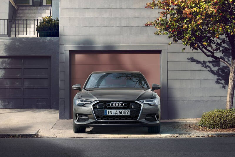 Audi A6 и компания: выбираем седан Е-класса от 3 до 13 миллионов рублей