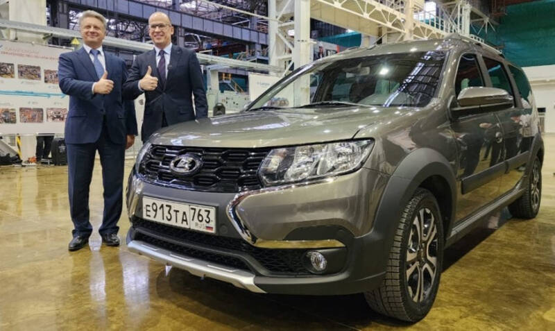 Универсалы и фургоны Lada Largus вернулись на российский рынок