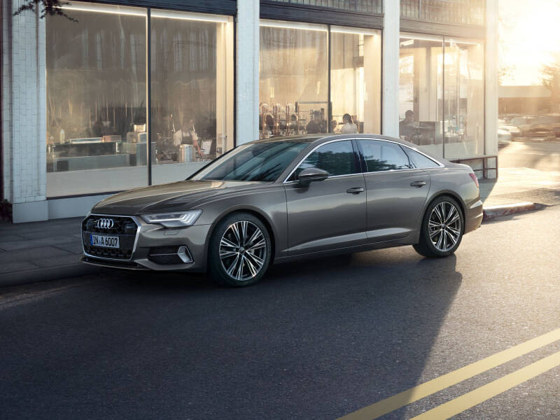 Audi A6 и компания: выбираем седан Е-класса от 3 до 13 миллионов рублей