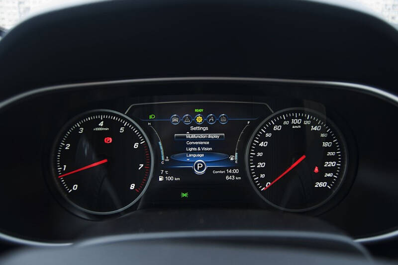 Audi A6 и компания: выбираем седан Е-класса от 3 до 13 миллионов рублей