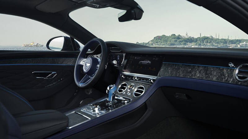 Bentley презентовала «стамбульские» спецверсии Bentayga, Continental GT и Flying Spur