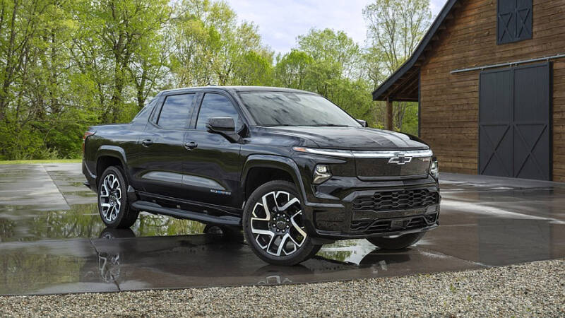 GM и Ford вместо электромобилей планируют выпускать больше пикапов с ДВС для США
