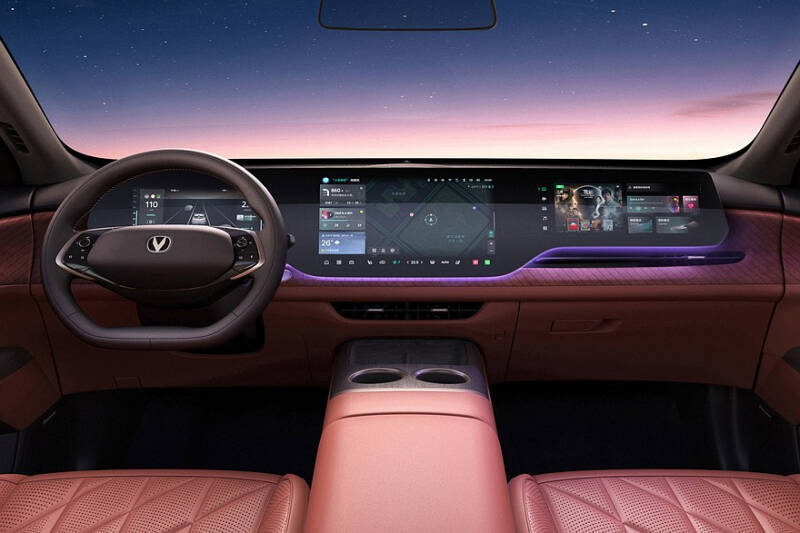 Changan CS75 Plus нового поколения показал салон: он не такой, как ждали