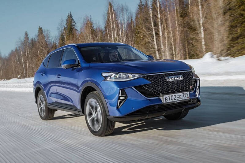 Рассекречен новый Haval F7 для России: увеличенные габариты, два мотора и полный привод
