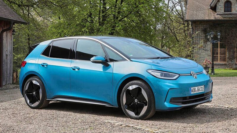 Работать до позеленения: «восьмой» VW Golf может остаться на конвейере до 2035 года