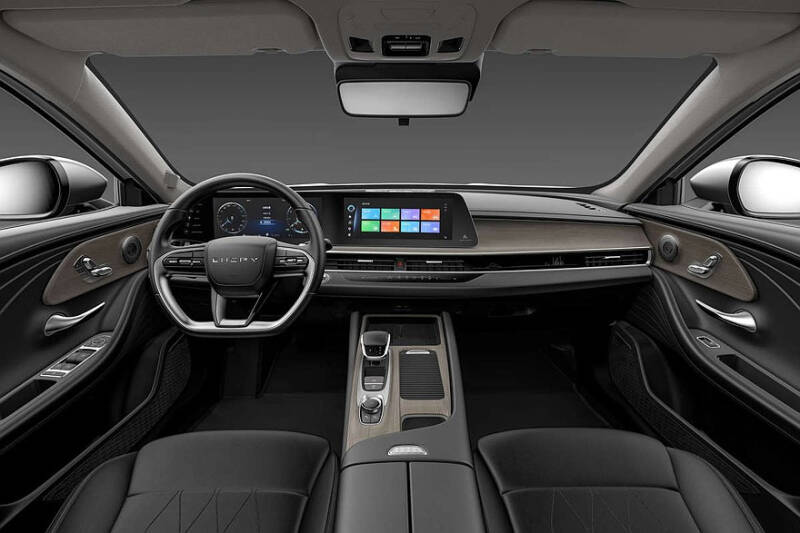 Chery Arrizo 8 в России: новые комплектации и младший мотор