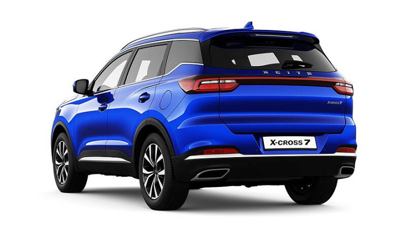 Перечень автомобилей для чиновников пополнился за счёт Xcite X-Cross 7 и Lada Largus