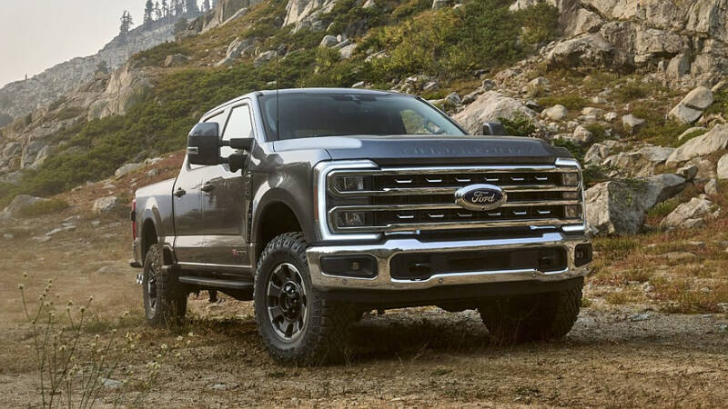 GM и Ford вместо электромобилей планируют выпускать больше пикапов с ДВС для США
