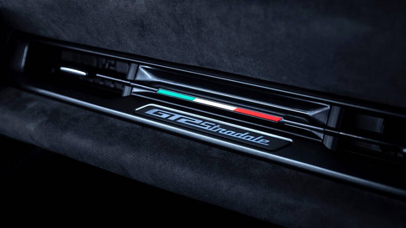 Суперкар Maserati GT2 Stradale: сниженный вес и гоночная закалка