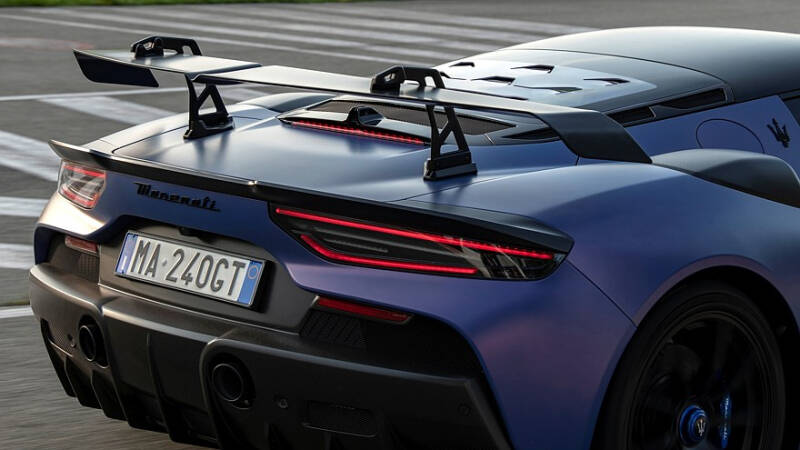 Суперкар Maserati GT2 Stradale: сниженный вес и гоночная закалка